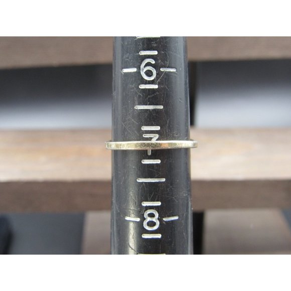 Size 7 Gold Tone Worn Blue Glass And Clear CZ Band Ring Vintage Statement - Picture 5 of 7